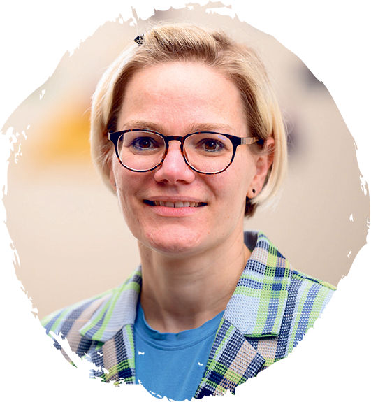 Porträt-Bild von Stefanie Löhner. Sie leitet die Bentheim Werkstatt in Würzburg.