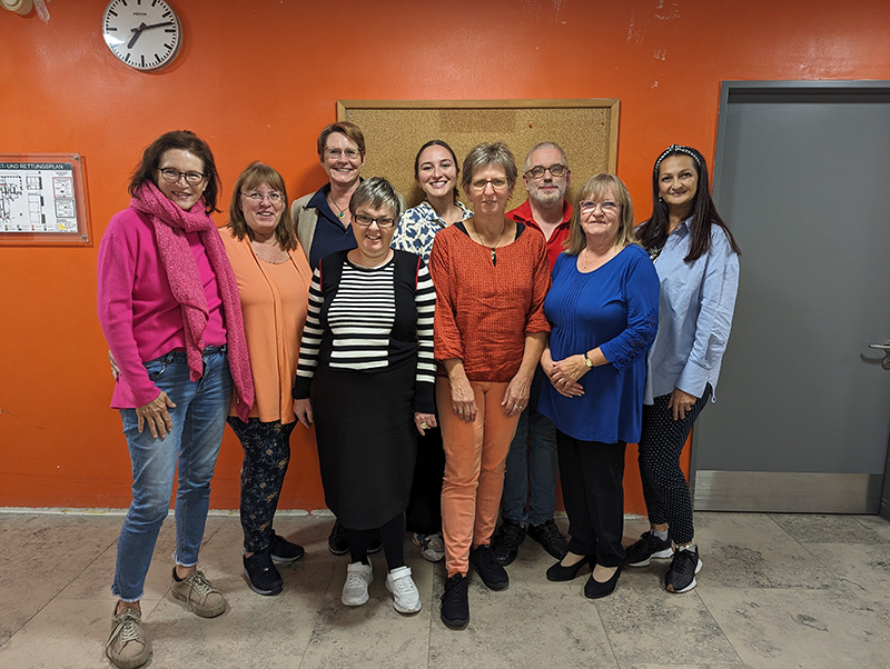 Ein Foto der aktuellen Bewohnervertretung mit neun Personen.