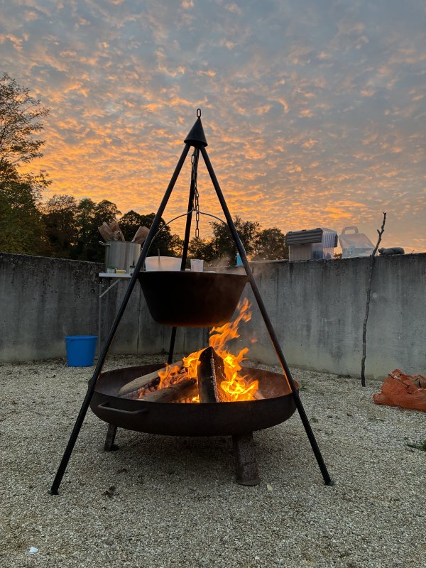 Lagerfeuer zur Eröffnungsfeier