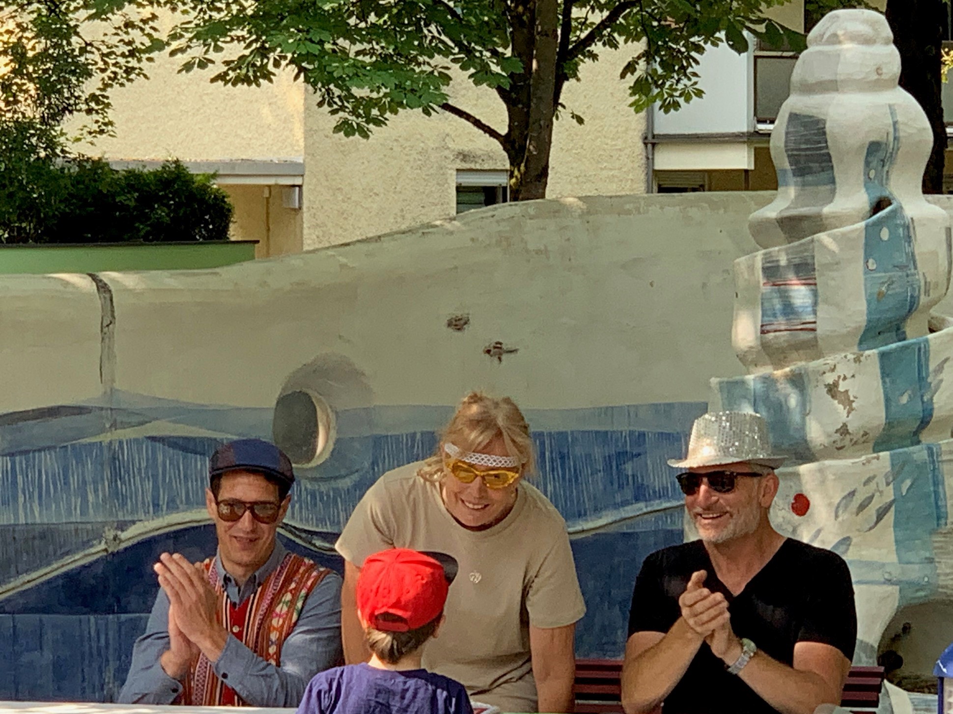 Auf dem Bild sieht man die Jury des TopModel-Wettbewerbs