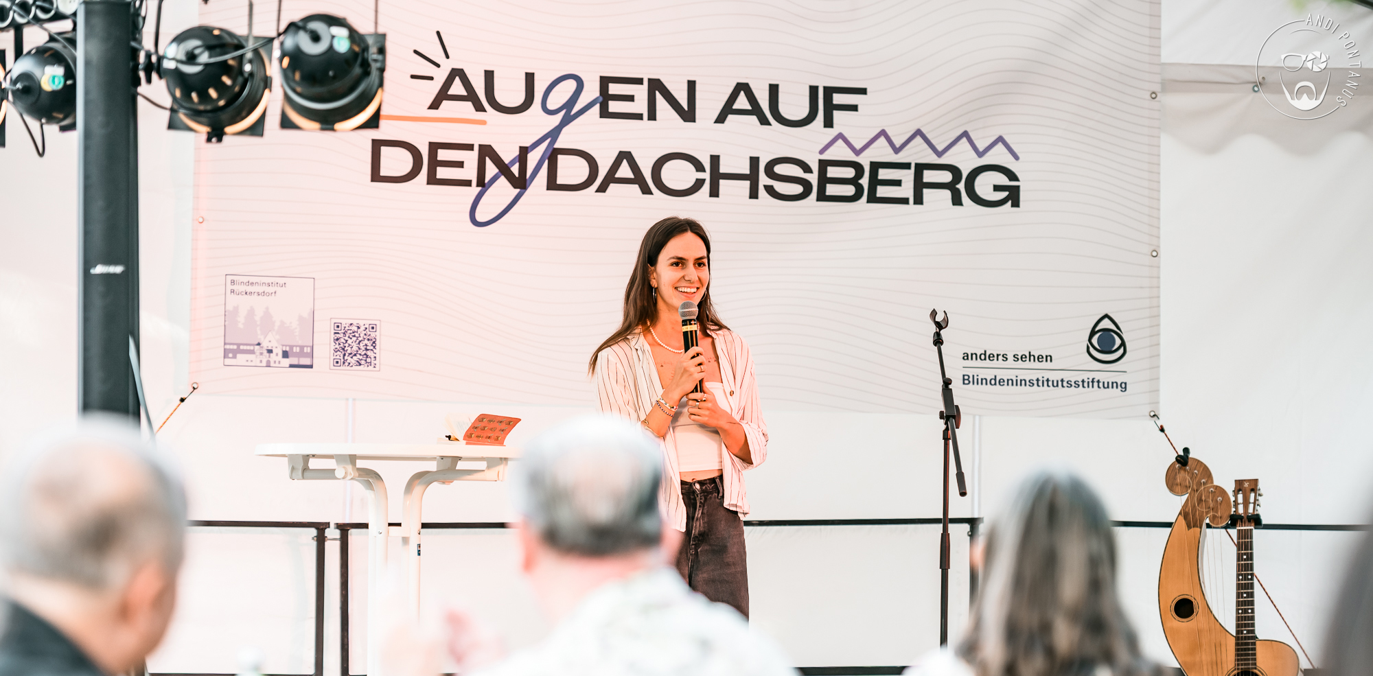 Das Logo von Augen auf den Dachsberg.