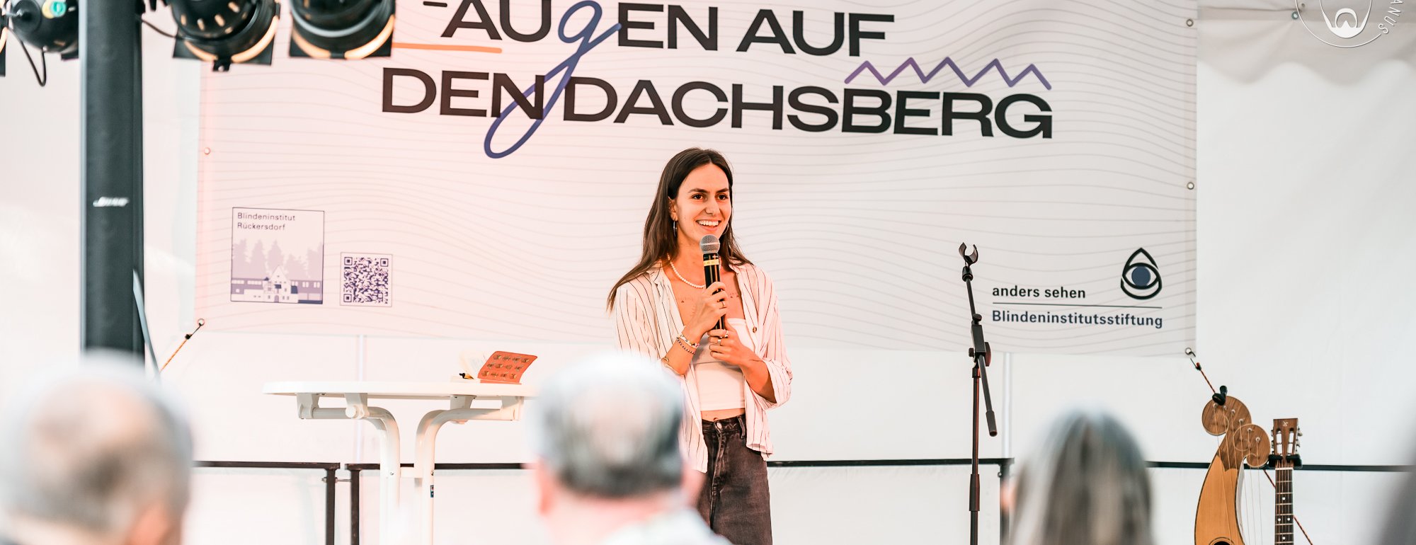 Das Logo von Augen auf den Dachsberg.