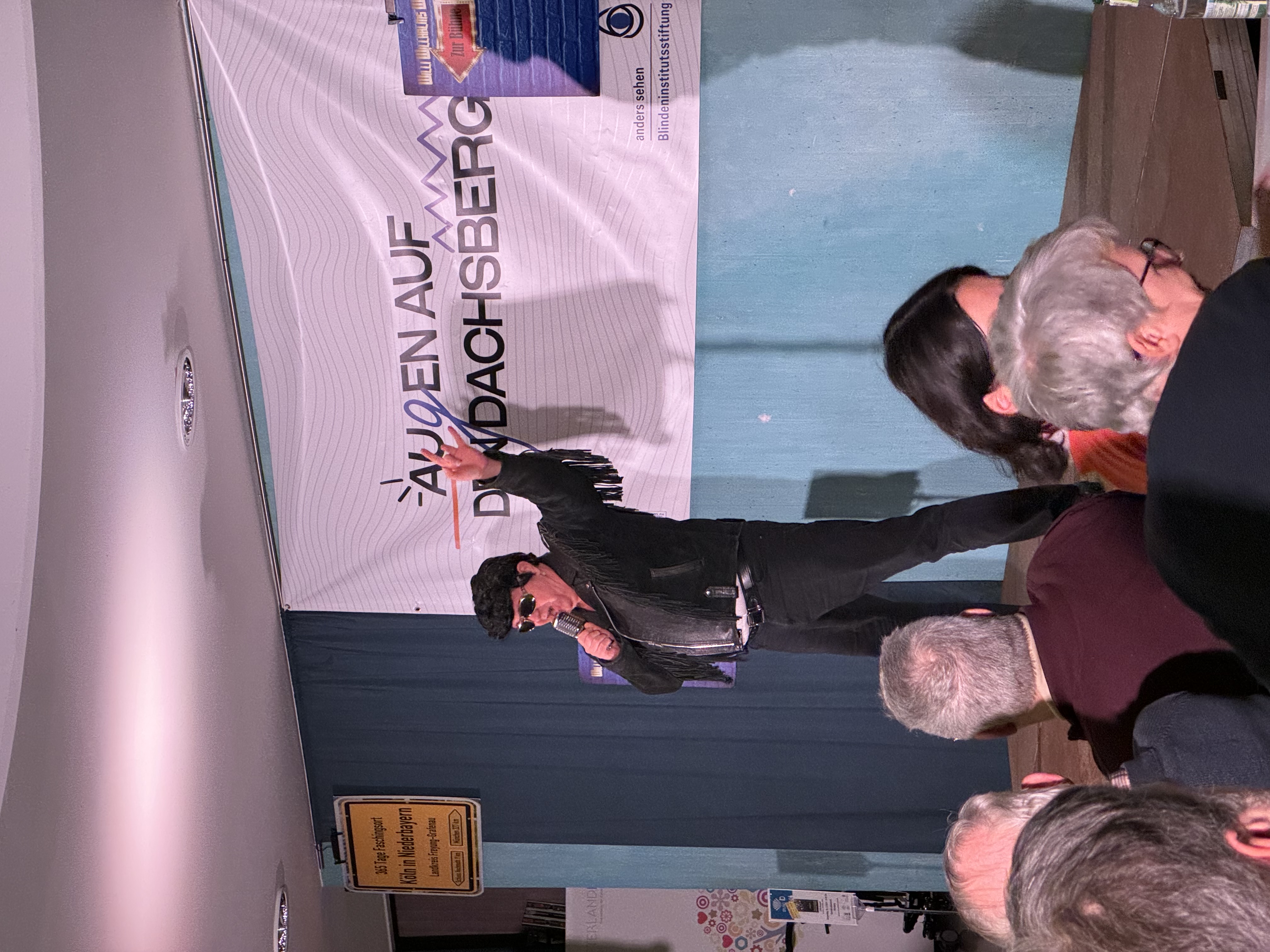 Augen auf den Dachsberg - Kabarett, Krimi und ein Mord am 22. November 2024. 