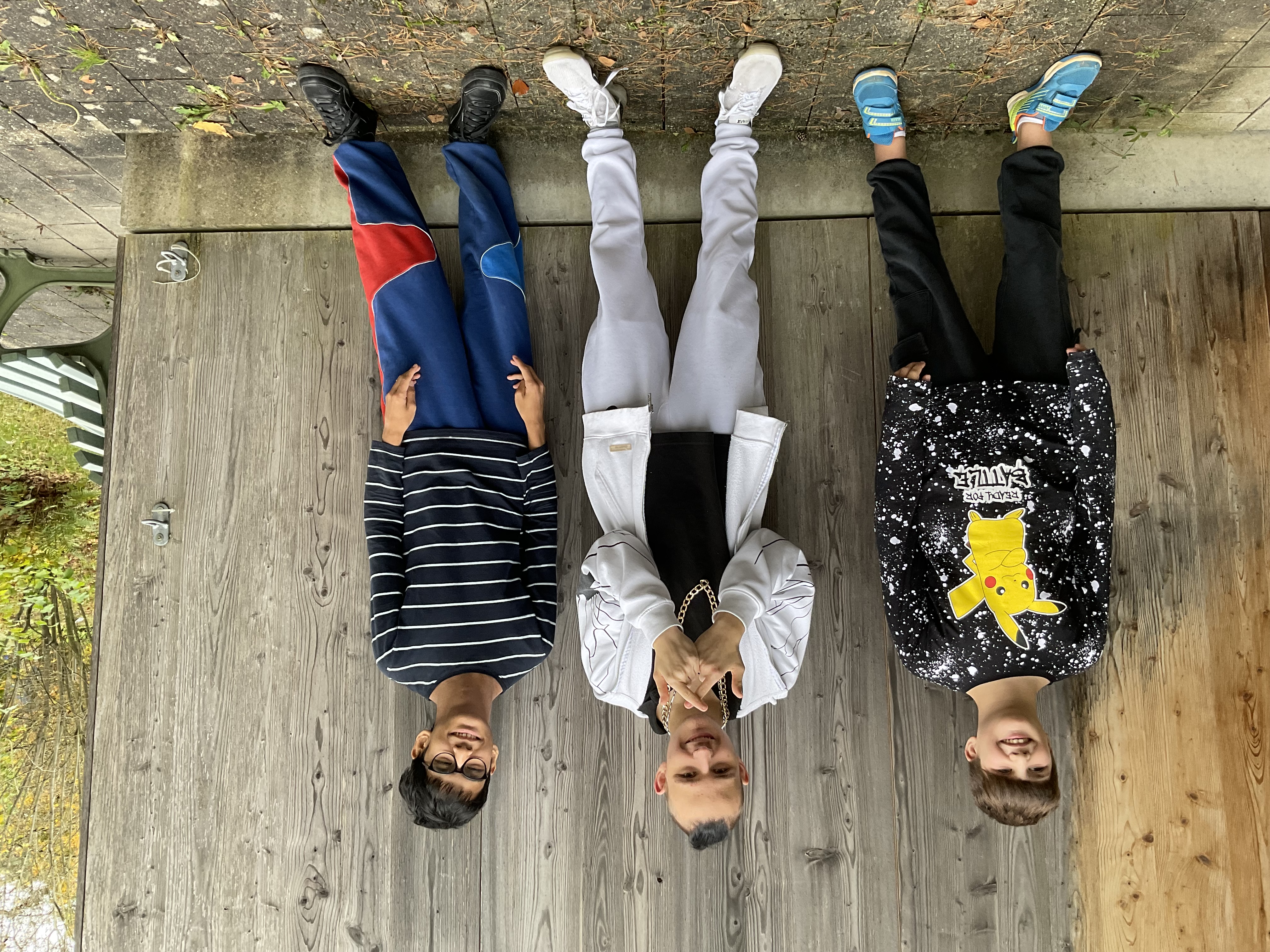 Von der SMV wurden die drei Schülersprecher*innen gewählt: Raffael, Kevin und Abay.